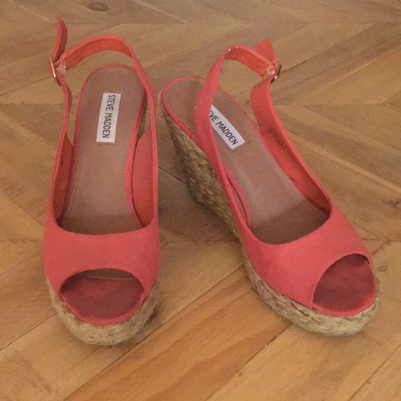 Steve Madden Shoes - Steve Madden Peep Toe Wedge